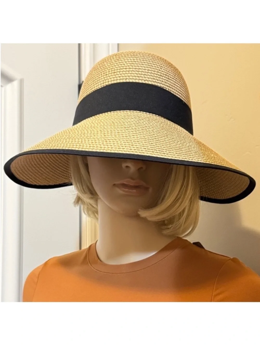 Tory Burch✨ Tan and black Sun Hat one size UPF 50+ - Picture 8 of 15